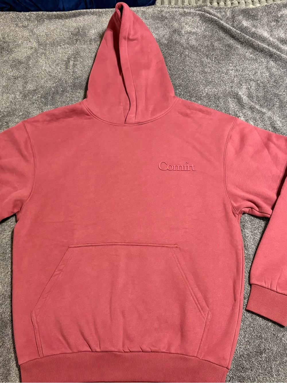 Comfrt Signature Collection Hoodie Size Small Berry Oversized